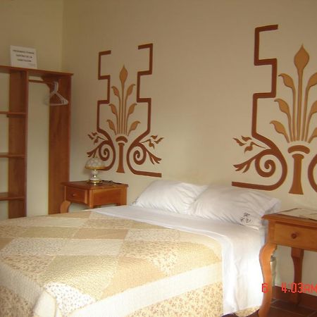 Hostal Casa Vieja Chiquimula 외부 사진